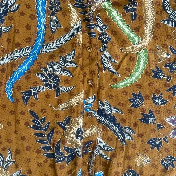 Cara Cara win top. Size small. New without tags. - Picture 6 of 11